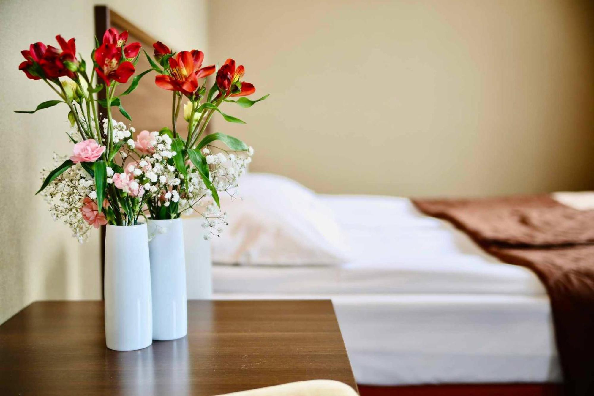 Hotel Teczowy Mlyn Kielce Extérieur photo