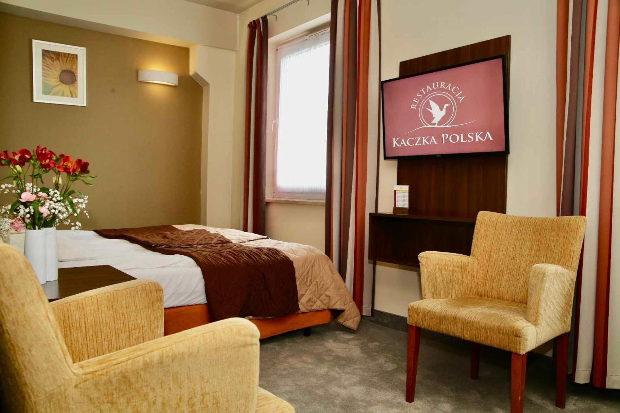 Hotel Teczowy Mlyn Kielce Extérieur photo