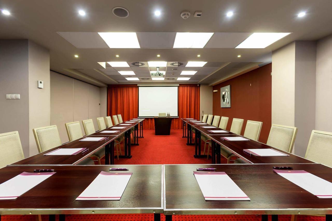 Hotel Teczowy Mlyn Kielce Extérieur photo