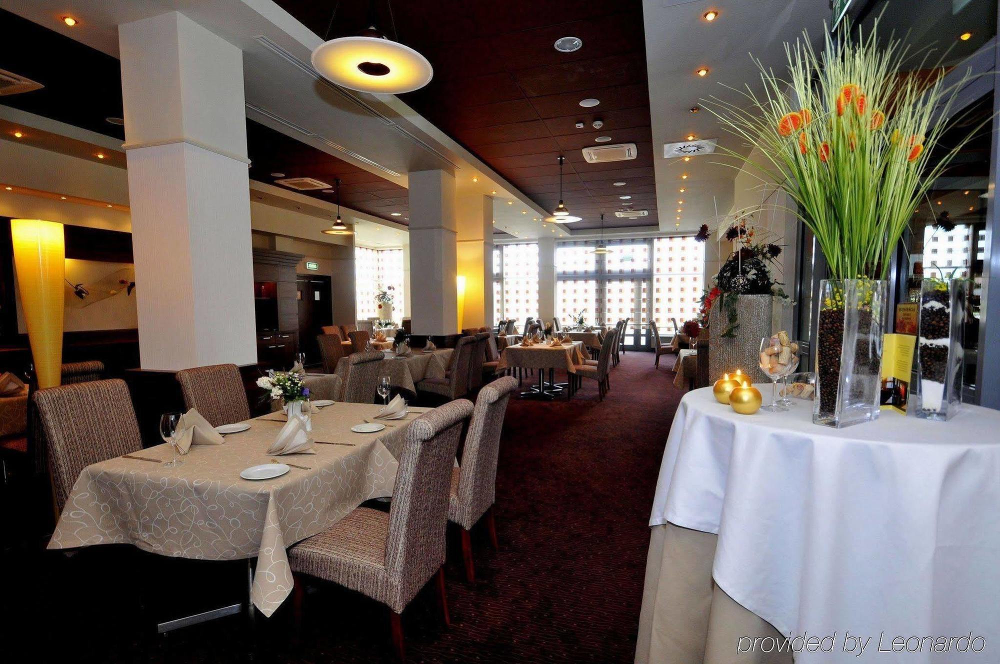 Hotel Teczowy Mlyn Kielce Extérieur photo