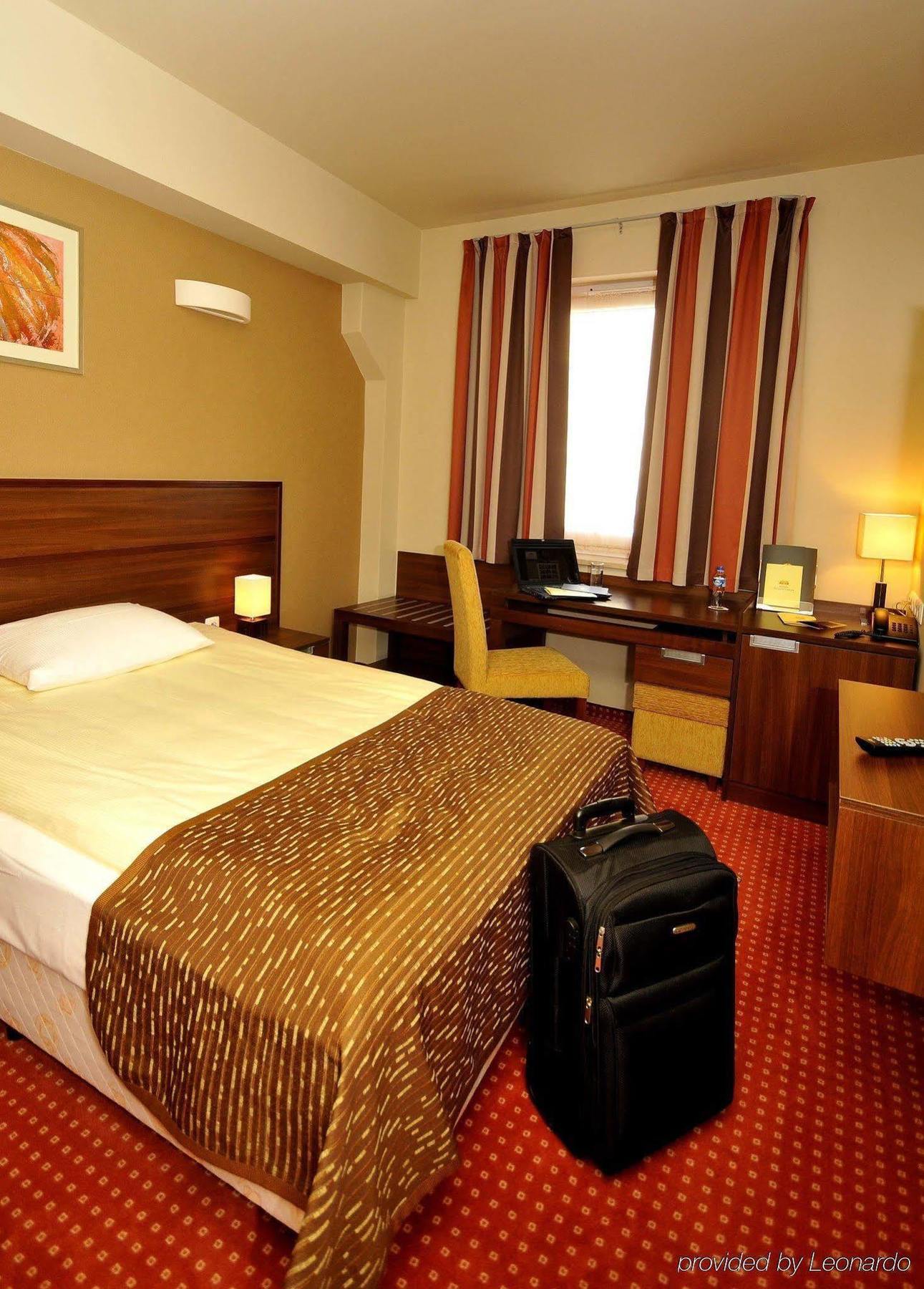 Hotel Teczowy Mlyn Kielce Chambre photo